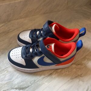 NWOT Nike Court Borough Low Sneakers